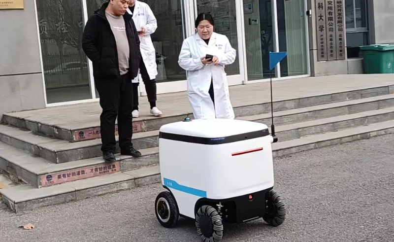 Smart Logistics Breakthrough: Hebei Wanbang Fulin Pharmaceutical Deploys Speedybot for Seamless Indoor-Outdoor Delivery